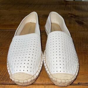Womens Talbots White‎ Faux Leather Eyelet Izzy Slip On Espadrilles Sandals 7.5